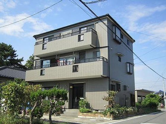 あま市　塗装　外壁　屋根　愛知県　外壁リフォーム　値段　相場　フッ素 ガイナ
